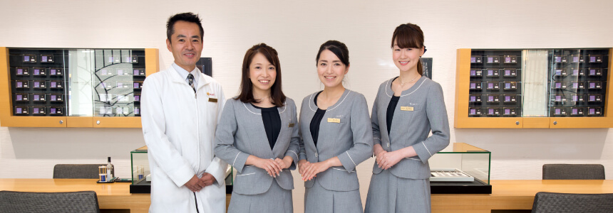 スタッフ紹介
